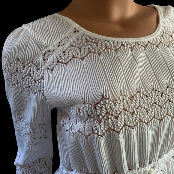 Soft Girl Coquette Lace Top Beach Sz M Fairy Y2K White Vacation Travel Keyhole - Picture 4 of 16